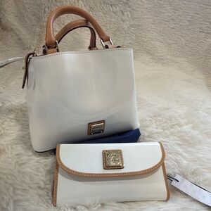 Dooney & Bourke White Mini Barlow Tote With Patent Leather Continental Clutch